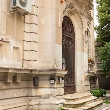 New Burgeois Berindey - Universitate * Bucharest